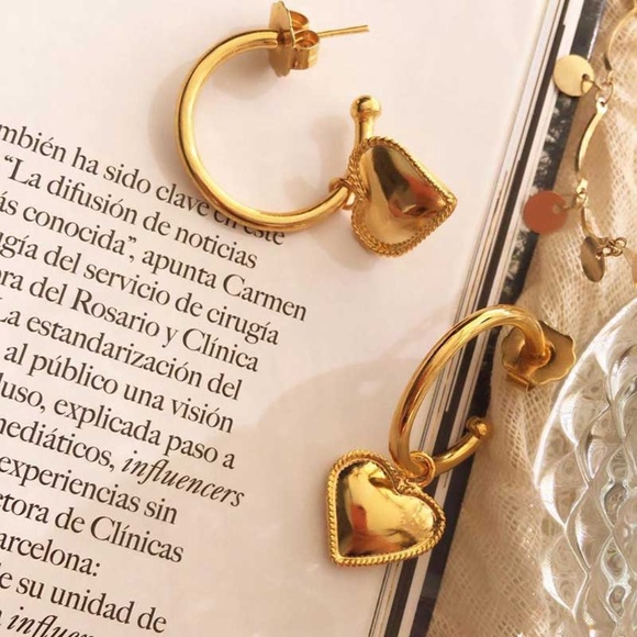 Jewelry - Gold-plated Love Earrings